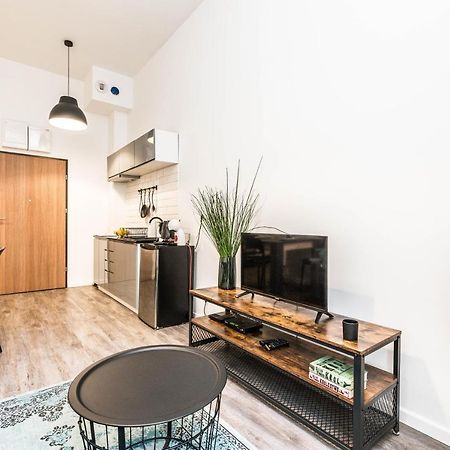 Apartament W Sercu Miasta Poznan Garbary 31 外观 照片